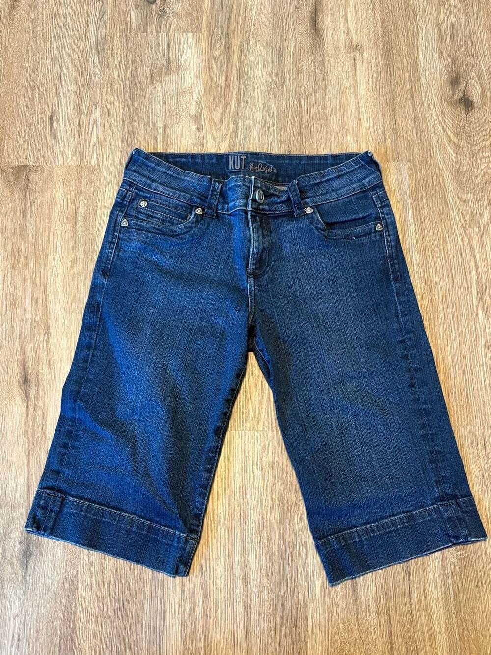 Kut From The Kloth Denim Bermuda Shorts Women’s  Size 6 Blue Cuffed Preppy